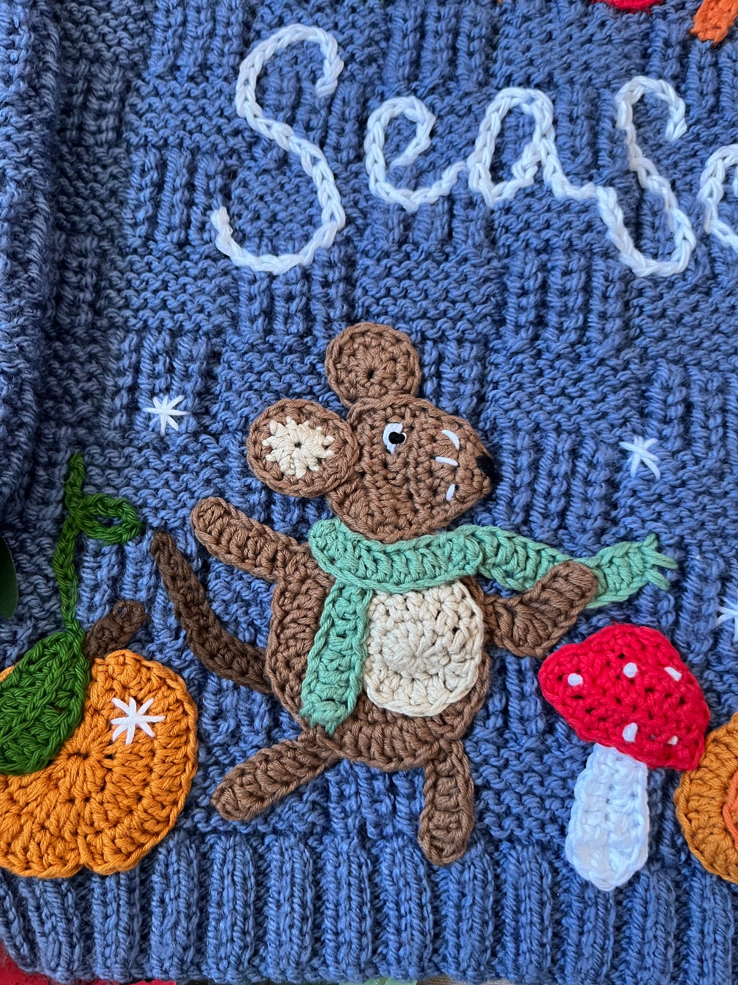 Size 2-4 Years, Cosy Season, Field Mouse Blue Cardi