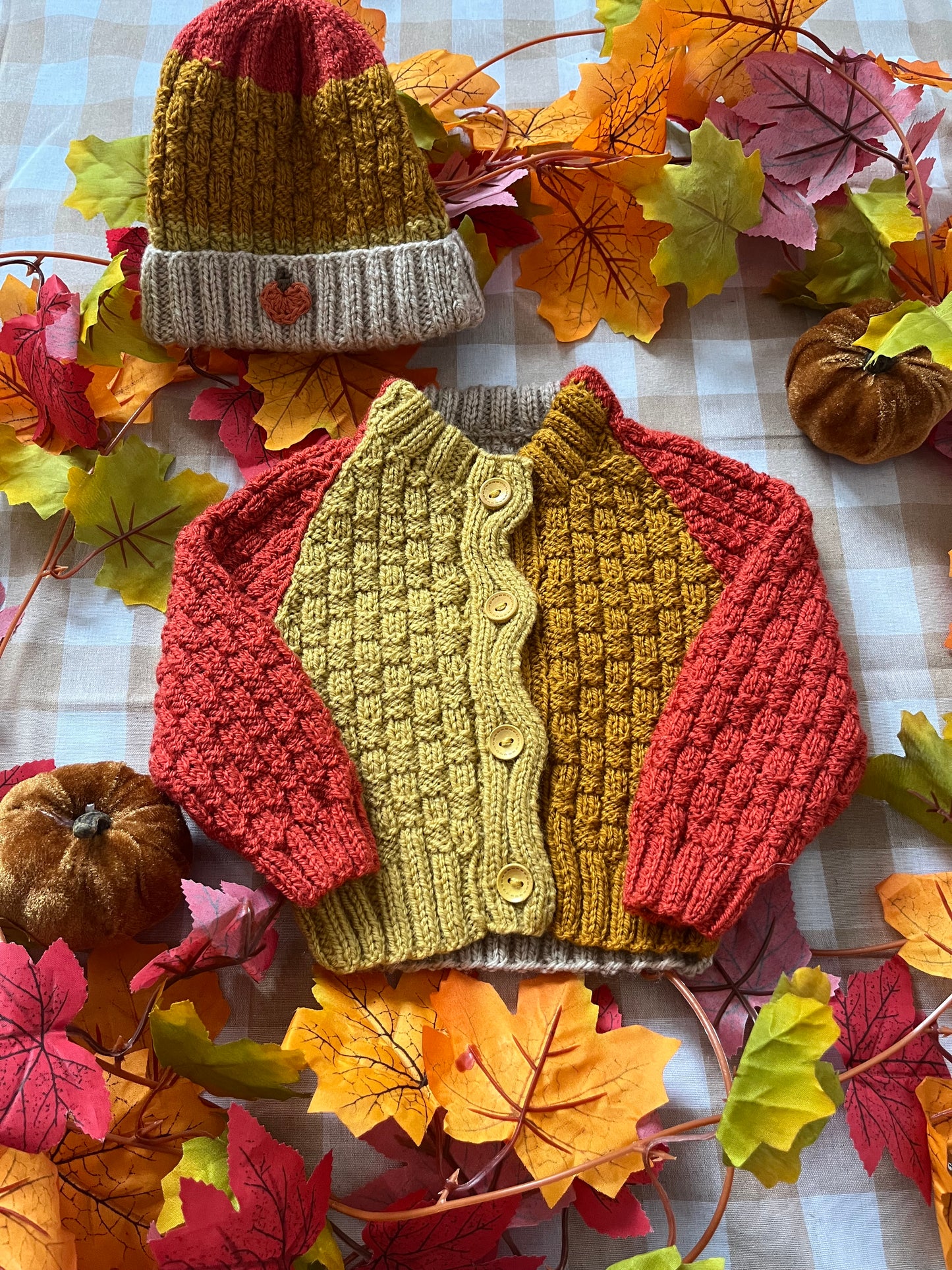 Size 0-3 Months, Mini Pumpkin Cardi & Hat Set, Autumnal Colour Block