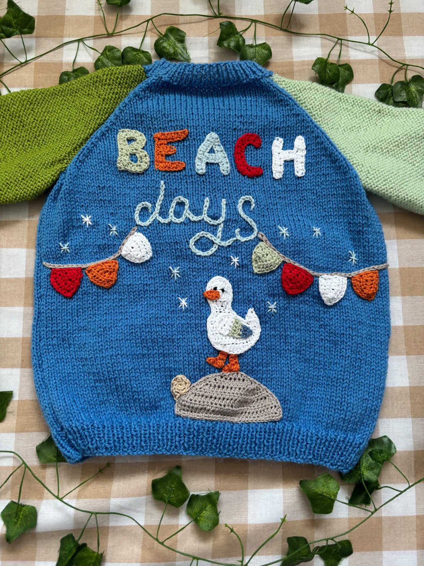 Size 3-4 Years, Beach Days, seagull, crab & ice cream