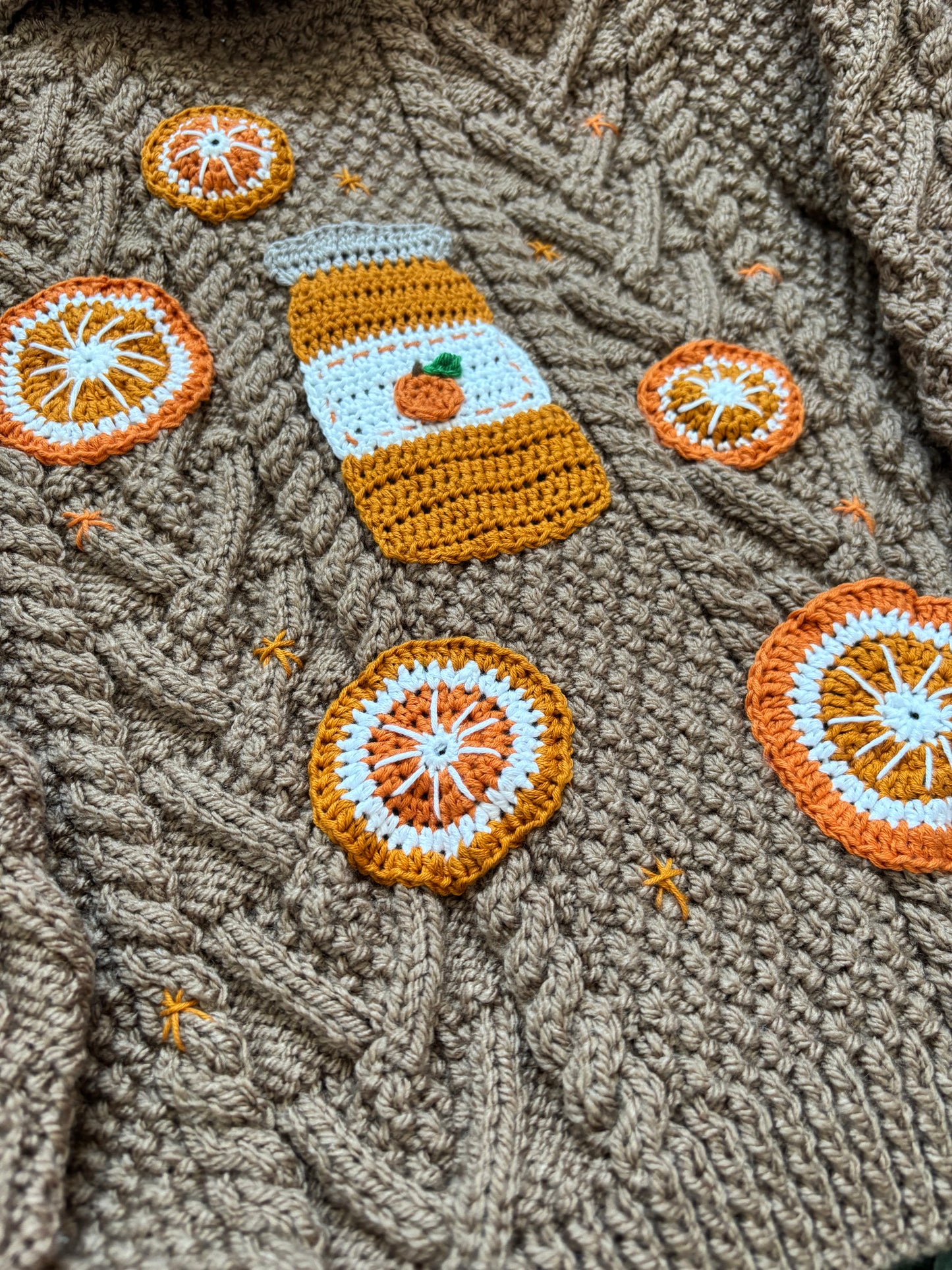 Size 4-6 years, Brown Chunky Cable knit. Marmalade Jar & Orange slices