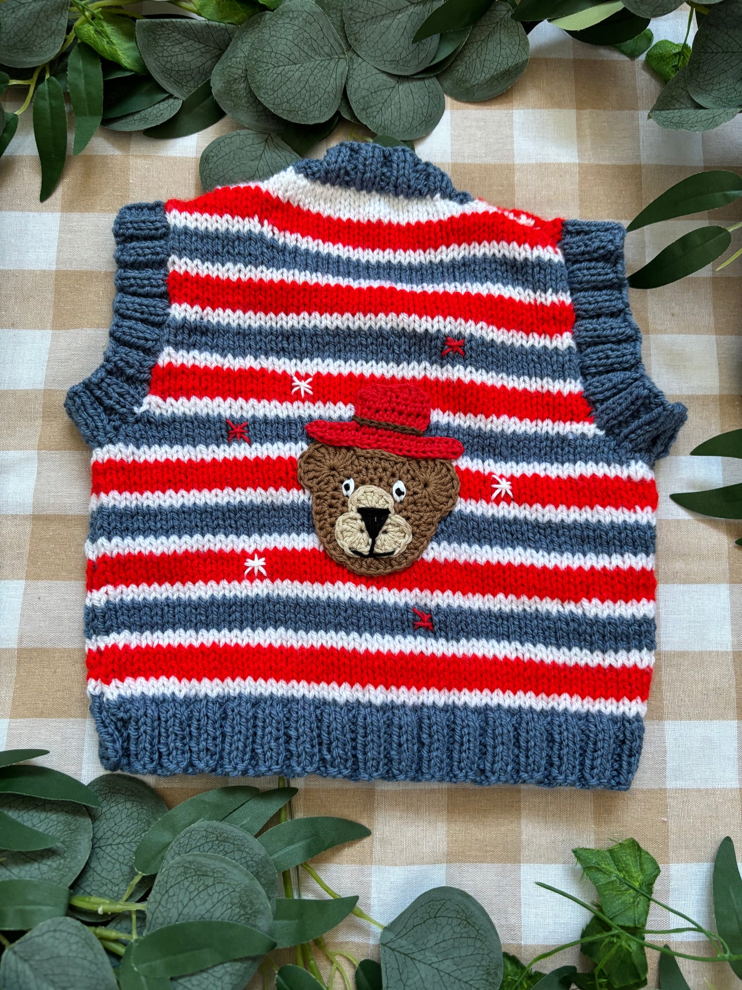 Size 6 Months, Stripe Bear Gillet