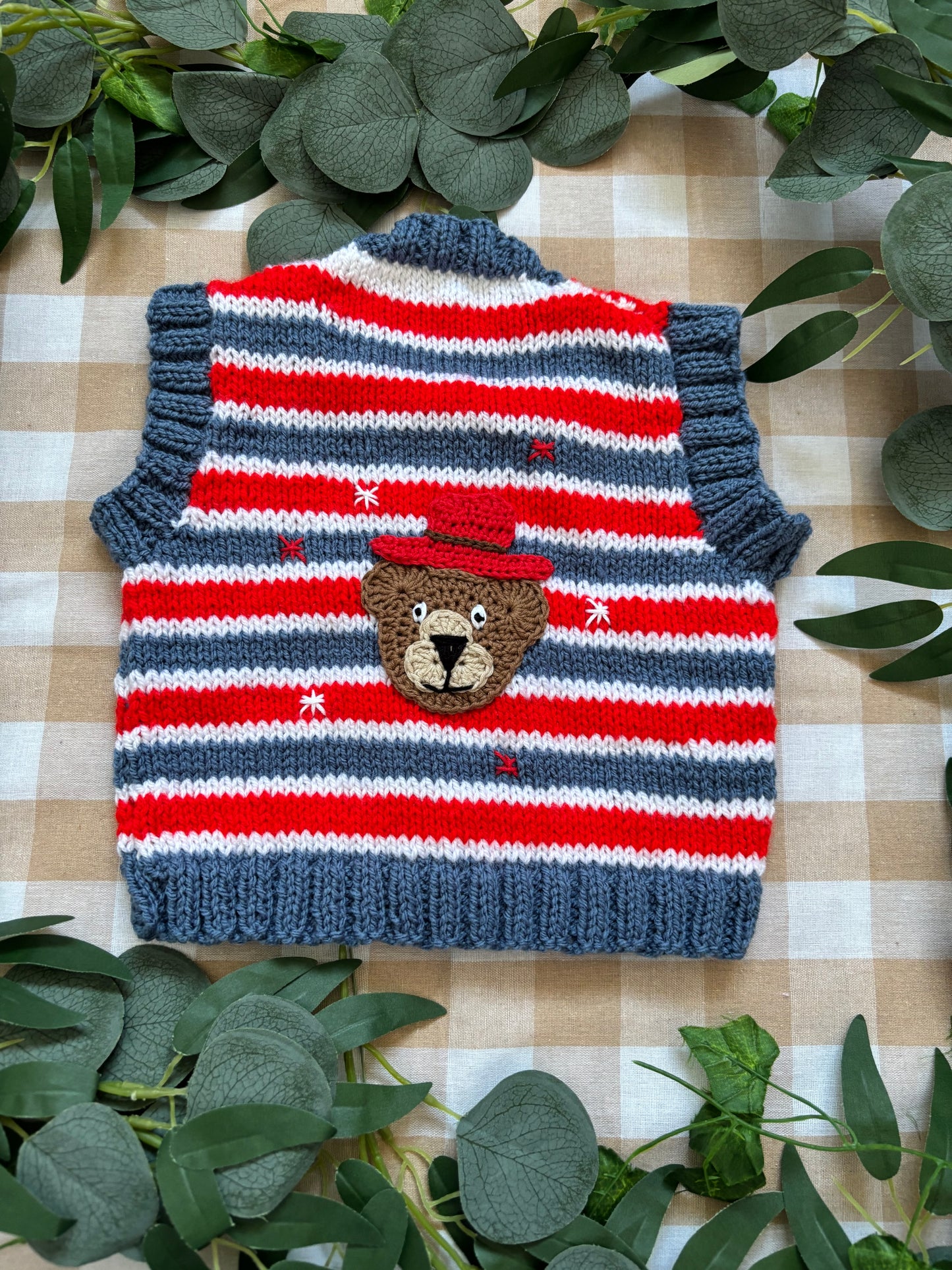Size 6 Months, Stripe Bear Gillet