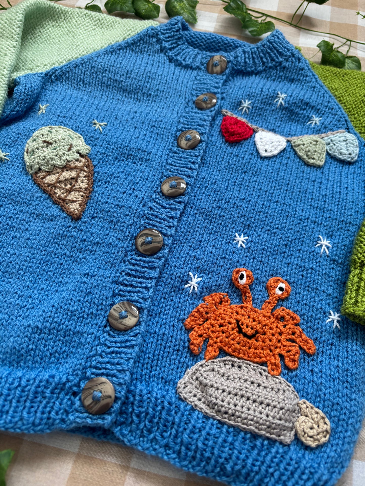 Size 3-4 Years, Beach Days, seagull, crab & ice cream