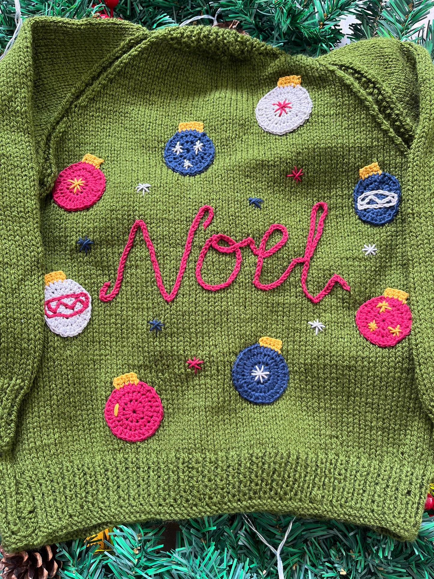Size 4-6 Years, Noel, Olive Green Cardi with Baubles